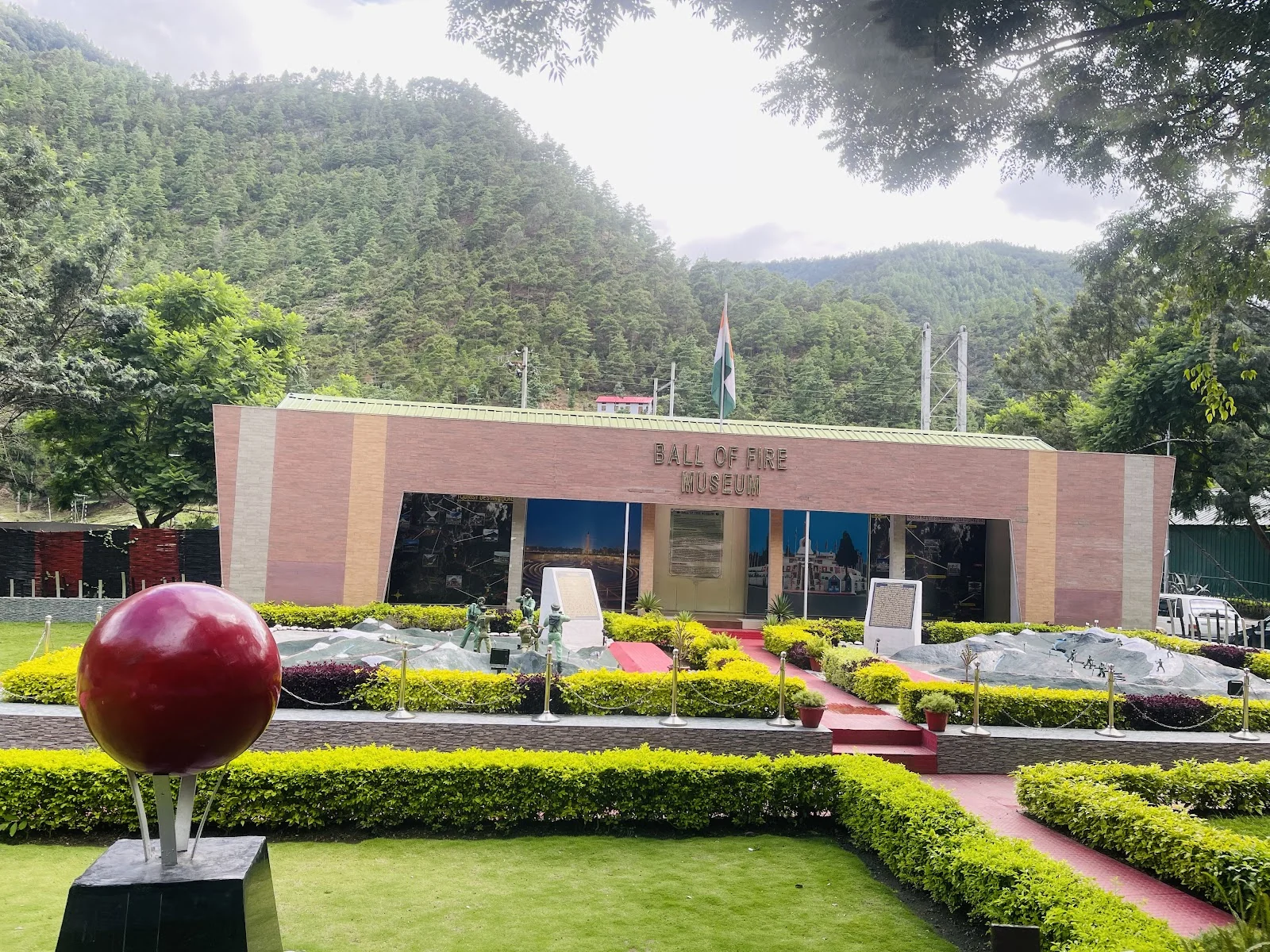 Bomdila gallery 7