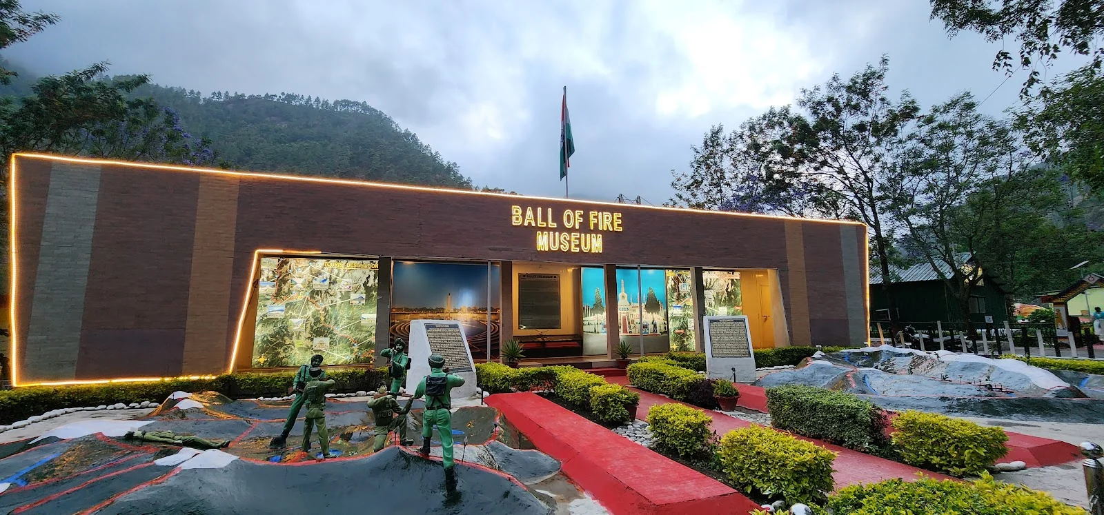 Bomdila gallery 8