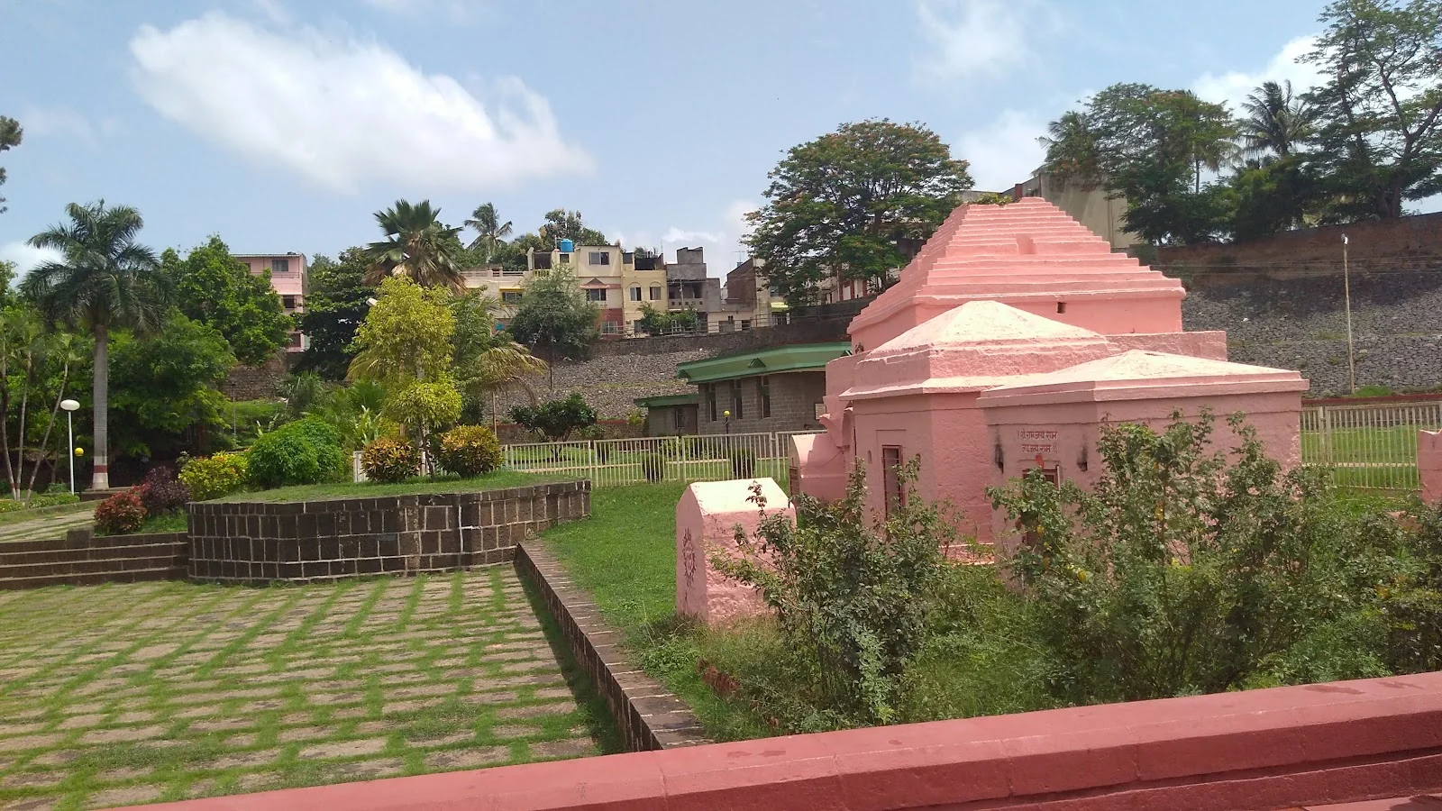 Karad gallery 1