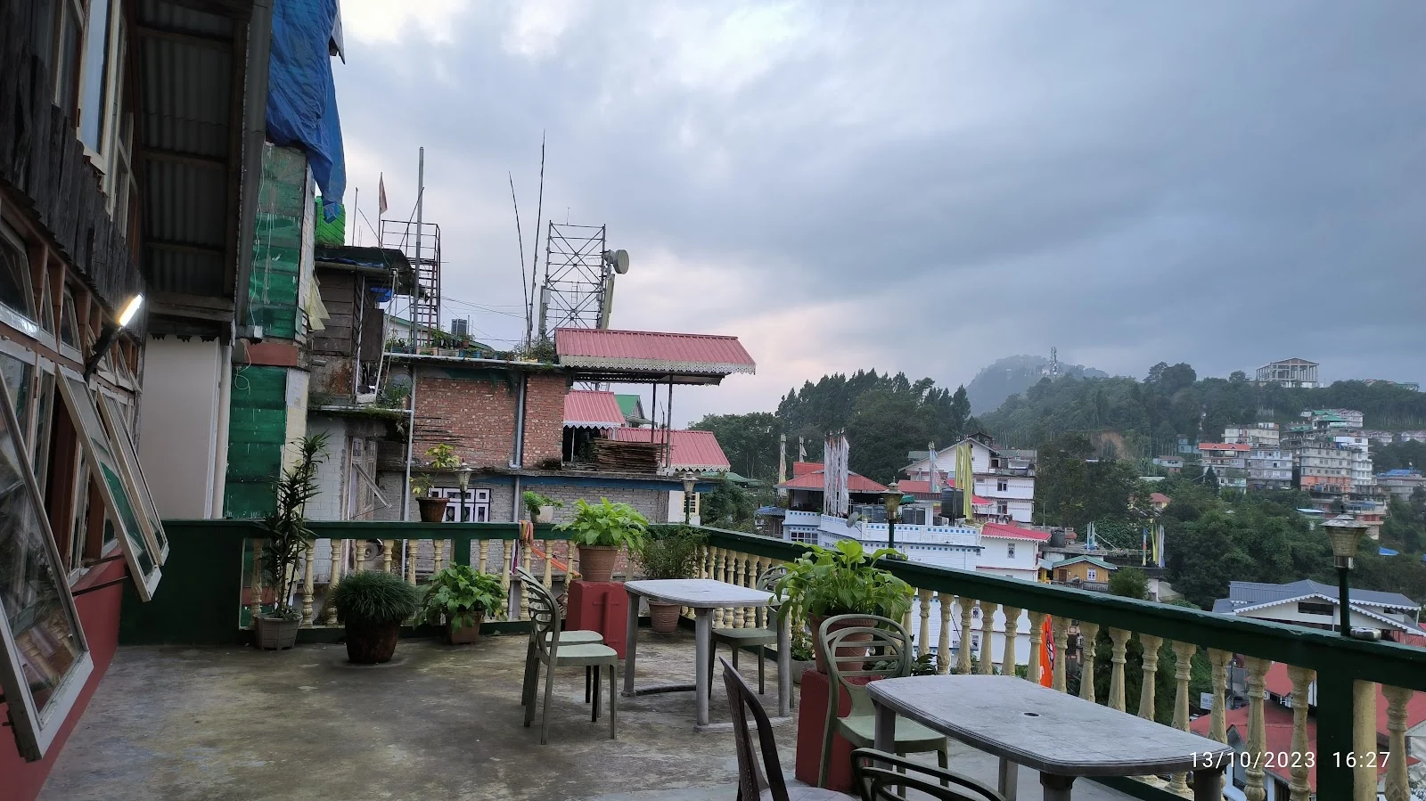 Pelling gallery 9